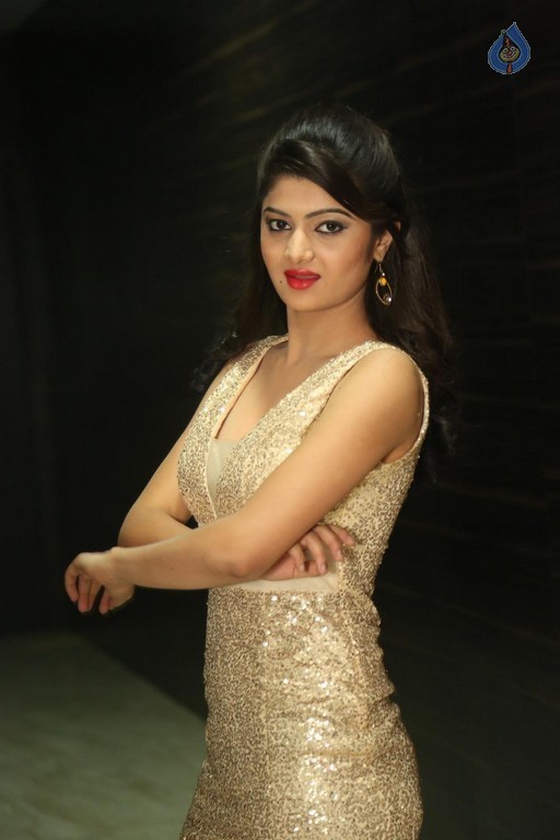 Pallavi New Images - 20 / 42 photos