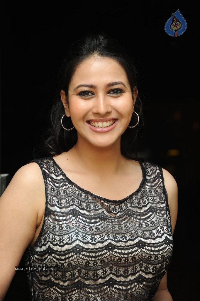 Panchi Bora Latest Photos - 57 / 80 photos