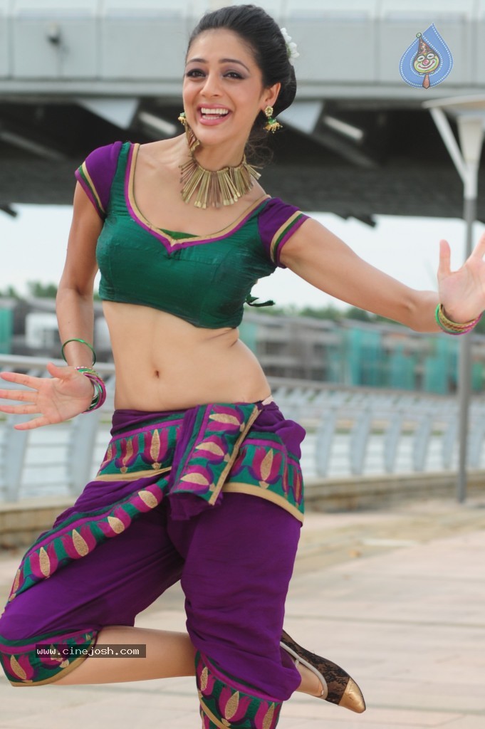 Parvathi Melton Cute Photos - 31 / 60 photos