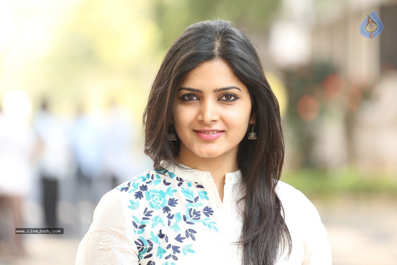 Pavani Gangireddy New Photos - 16 / 60 photos