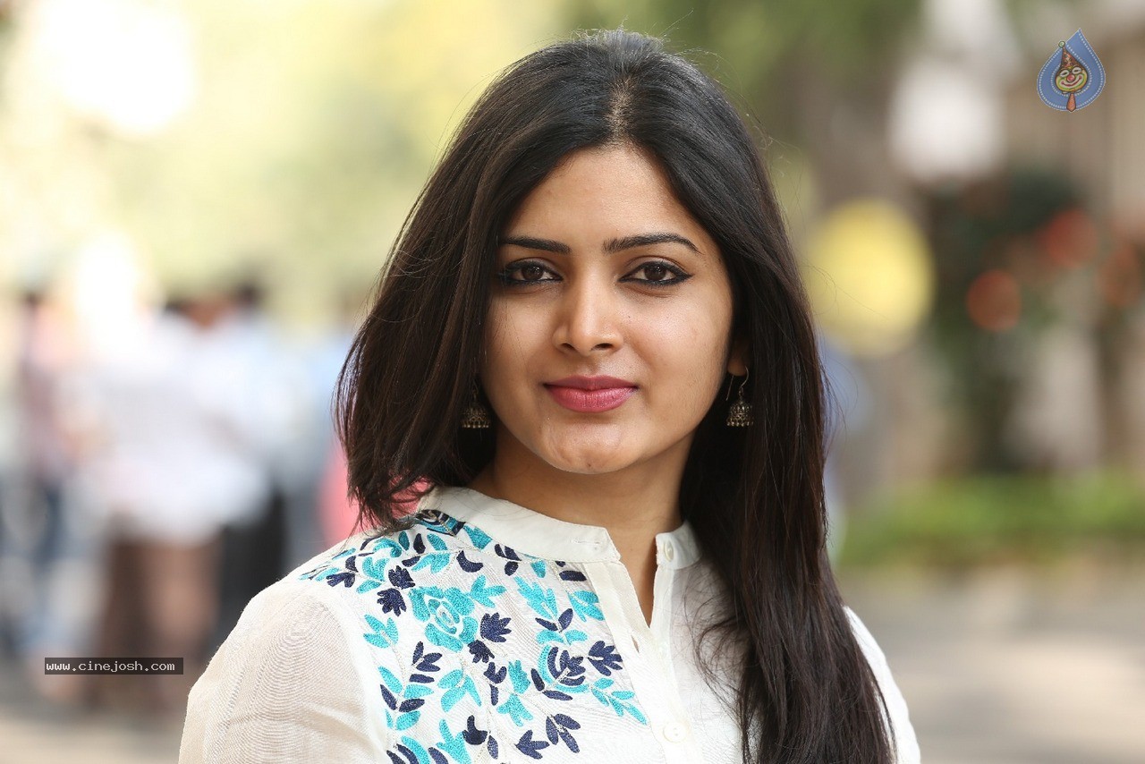 Pavani Gangireddy New Photos - 52 / 60 photos