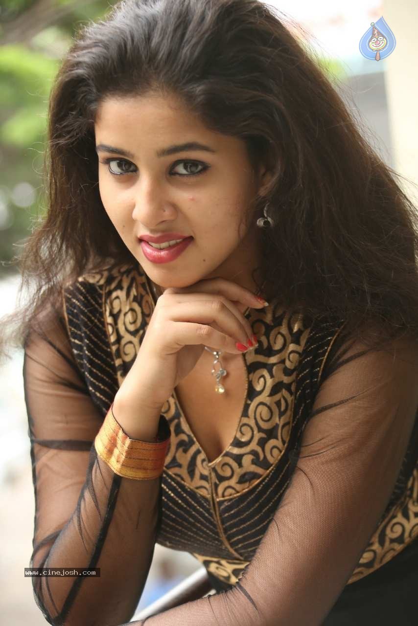 Pavani Latest Gallery - 47 / 64 photos