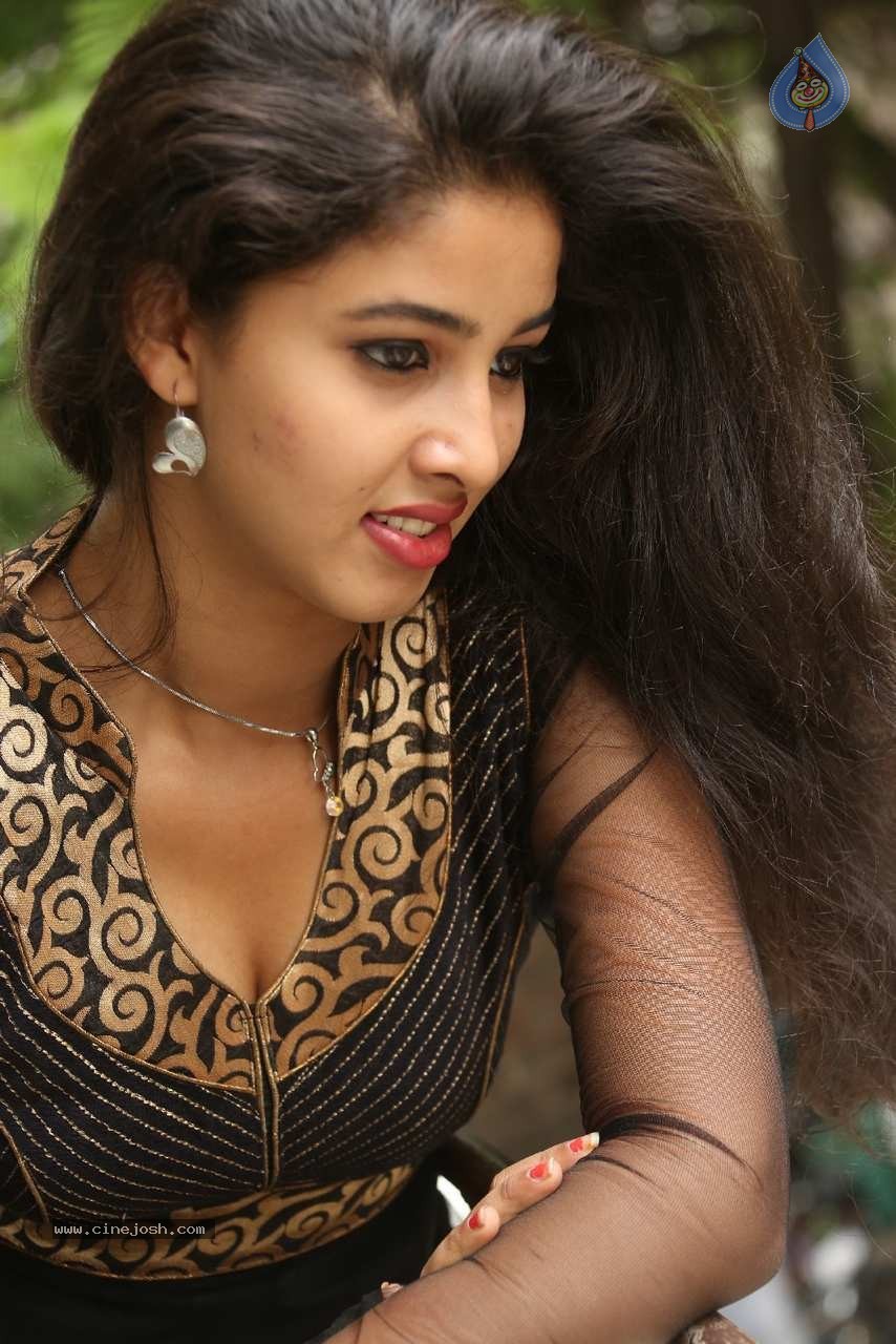 Pavani Latest Gallery - 49 / 64 photos