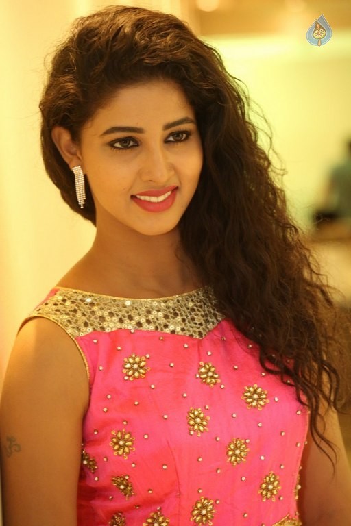 Pavani Latest Photos - 4 / 41 photos