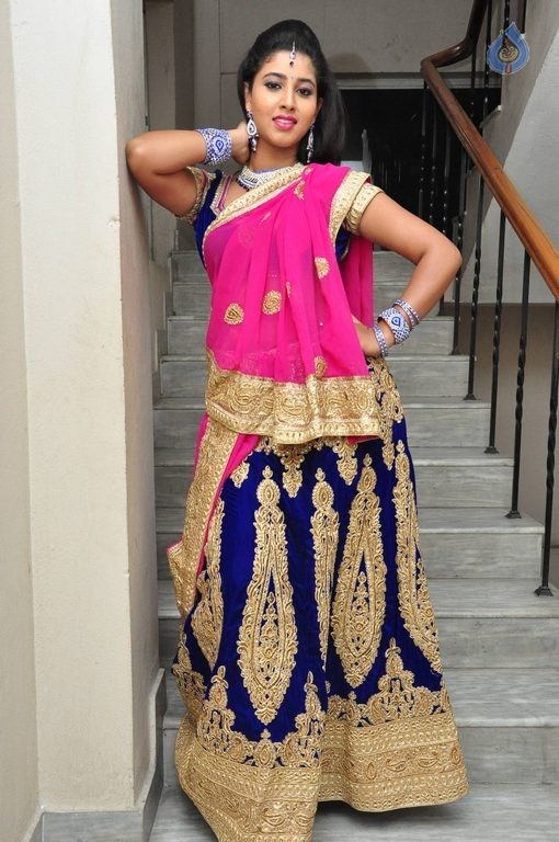 Pavani Latest Photos - 11 / 55 photos