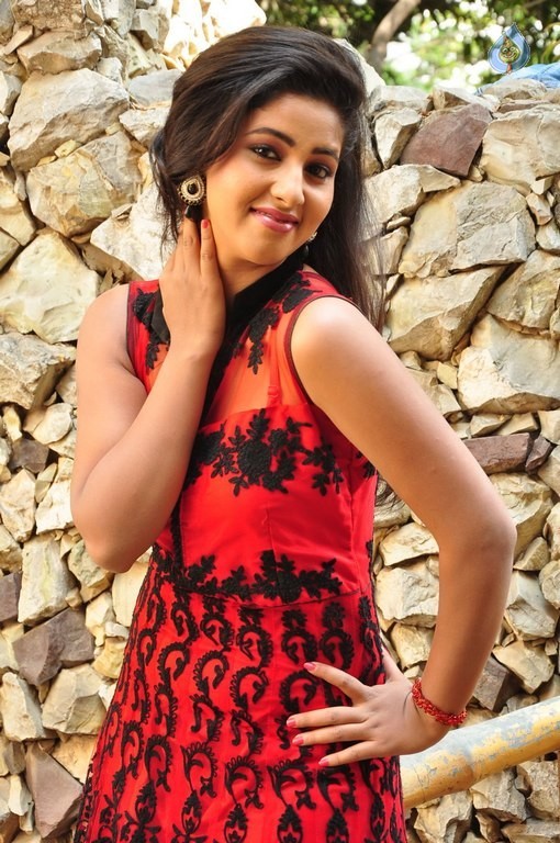 Pavani Latest Pics - 42 / 42 photos