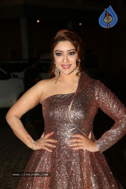 Payal Ghosh Stills - 6 / 53 photos