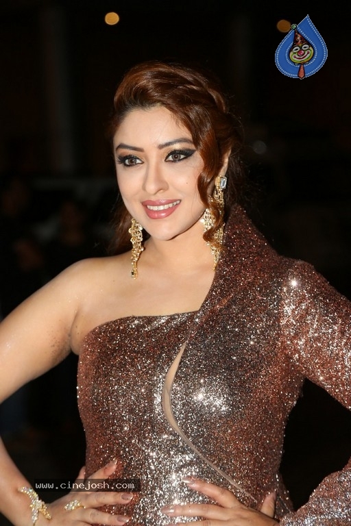 Payal Ghosh Stills - 29 / 53 photos