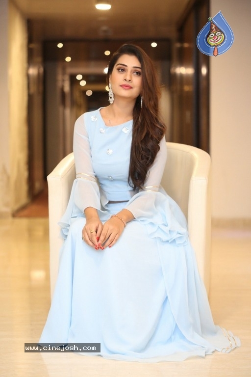 Payal Rajput Latest Pics - 28 / 40 photos