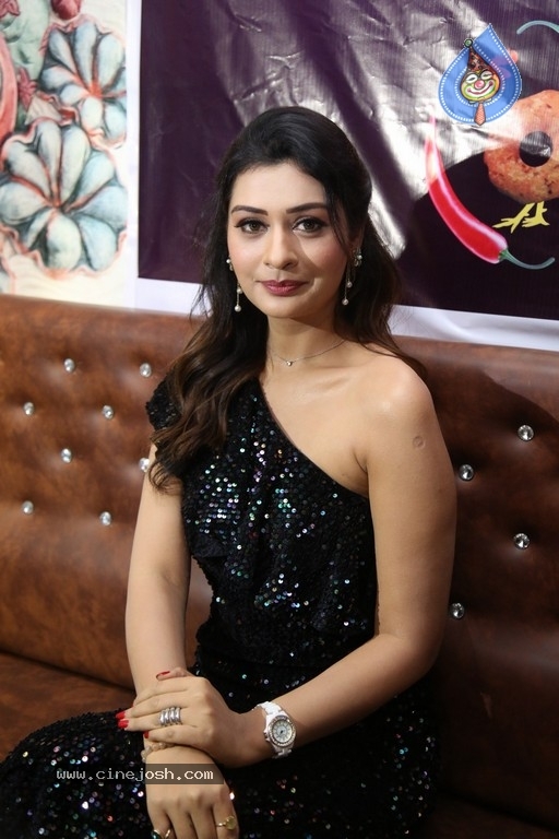 Payal Rajput New Photos - 21 / 21 photos