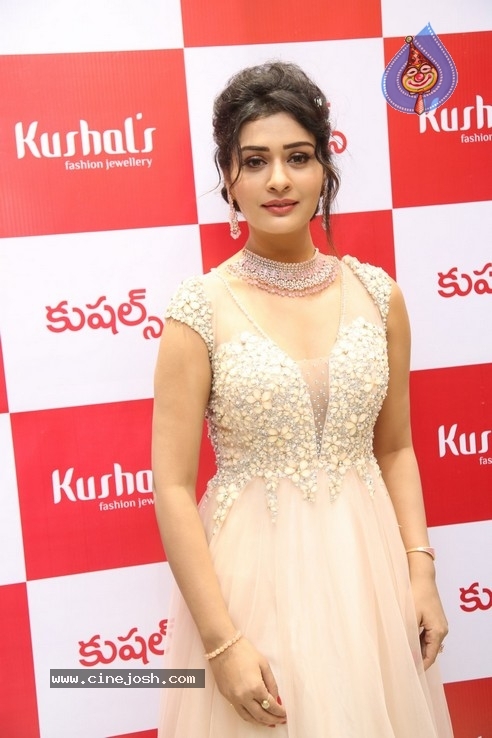 Payal Rajput Photos - 8 / 20 photos