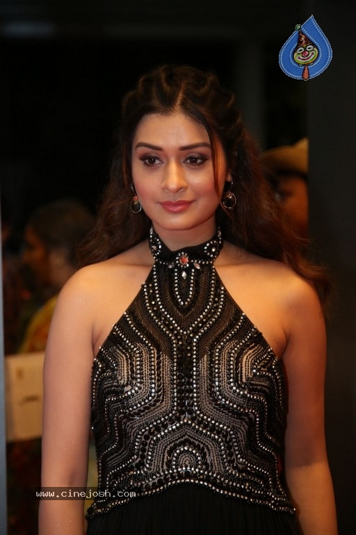 Payal Rajput Stills - Photo 3 of 17