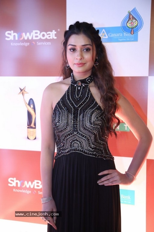 Payal Rajput Stills - 11 / 17 photos