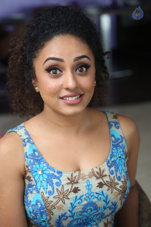 Pearle Maaney New Photos - 8 / 40 photos