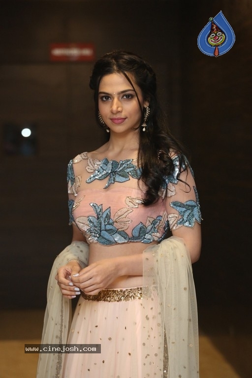 Perlene Bhesania Photos - 11 / 38 photos