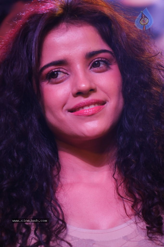 Piaa Bajpai Latest Stills - 32 / 63 photos