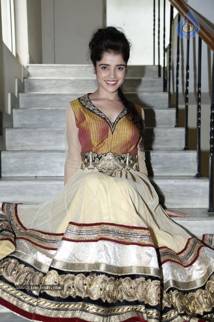 Piaa Bajpai New Stills - 48 / 63 photos