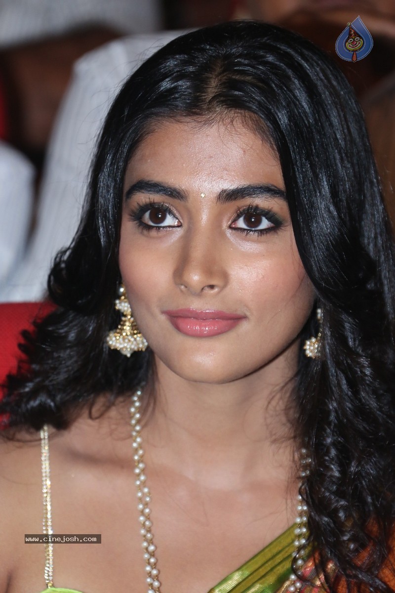 Pooja Hegde New Pics - 69 / 84 photos