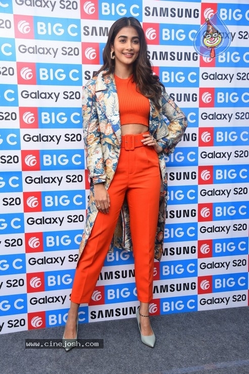 Pooja Hegde Photos - 11 / 41 photos