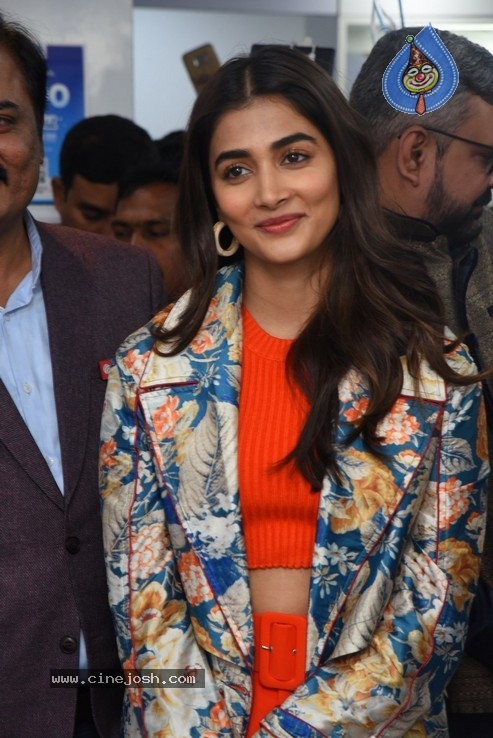 Pooja Hegde Photos - 30 / 41 photos