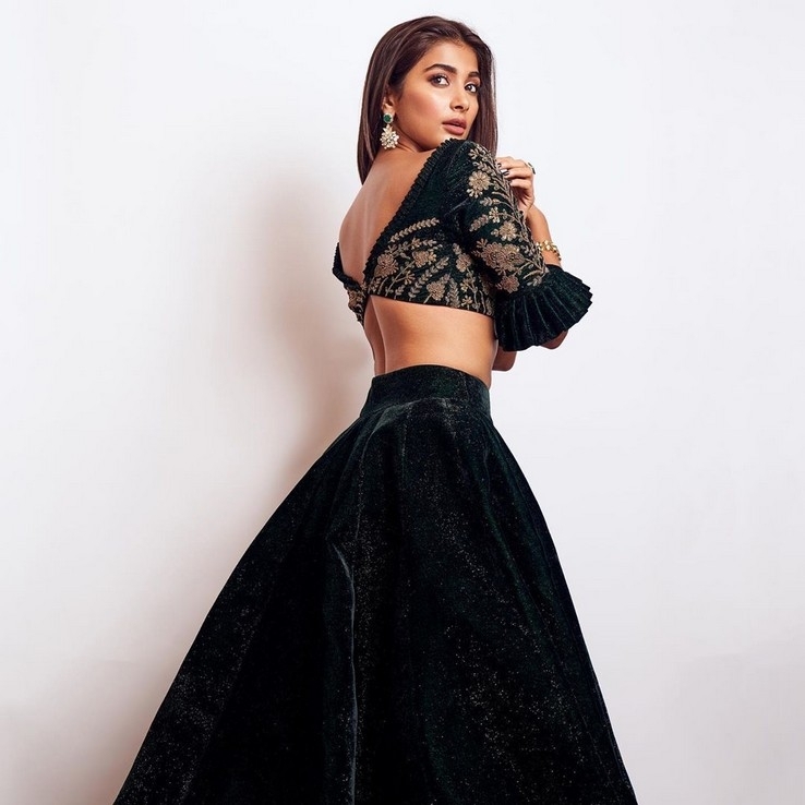 Pooja Hegde Stills - 8 / 12 photos