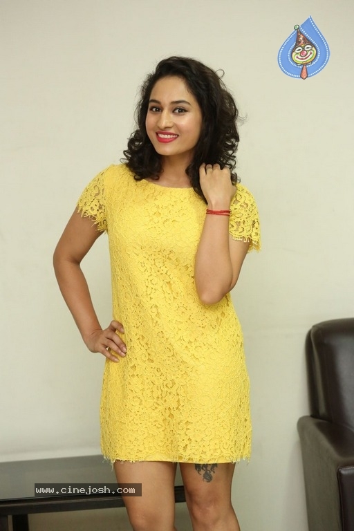 Pooja Ramachandran Latest Photos - 24 / 28 photos