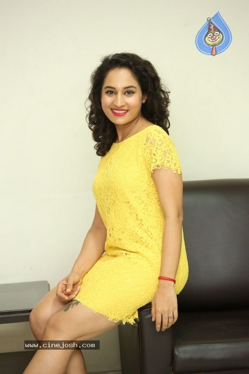 Pooja Ramachandran Latest Photos - 27 / 28 photos