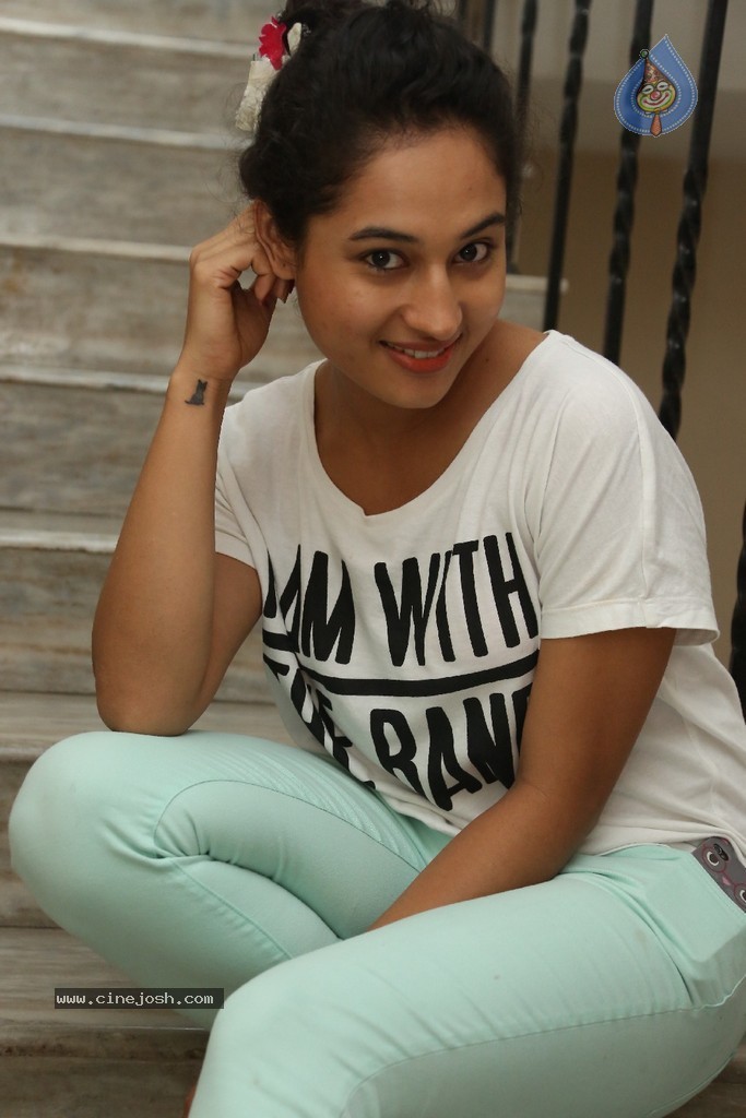 Pooja Ramachandran New Stills - 57 / 83 photos