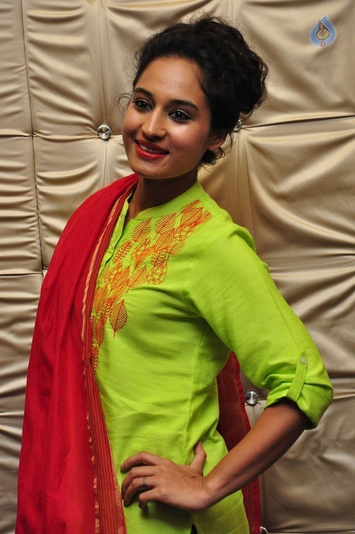 Pooja Ramachandran Photos - 2 / 21 photos