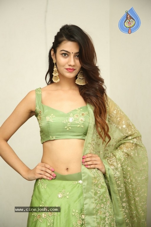 Pooja Solanki Photos - 1 / 21 photos