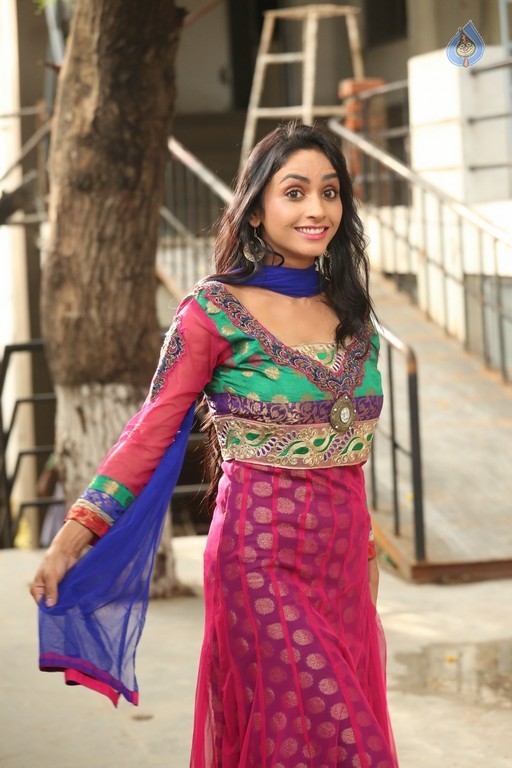 Pooja Sri Latest Gallery - 1 / 20 photos