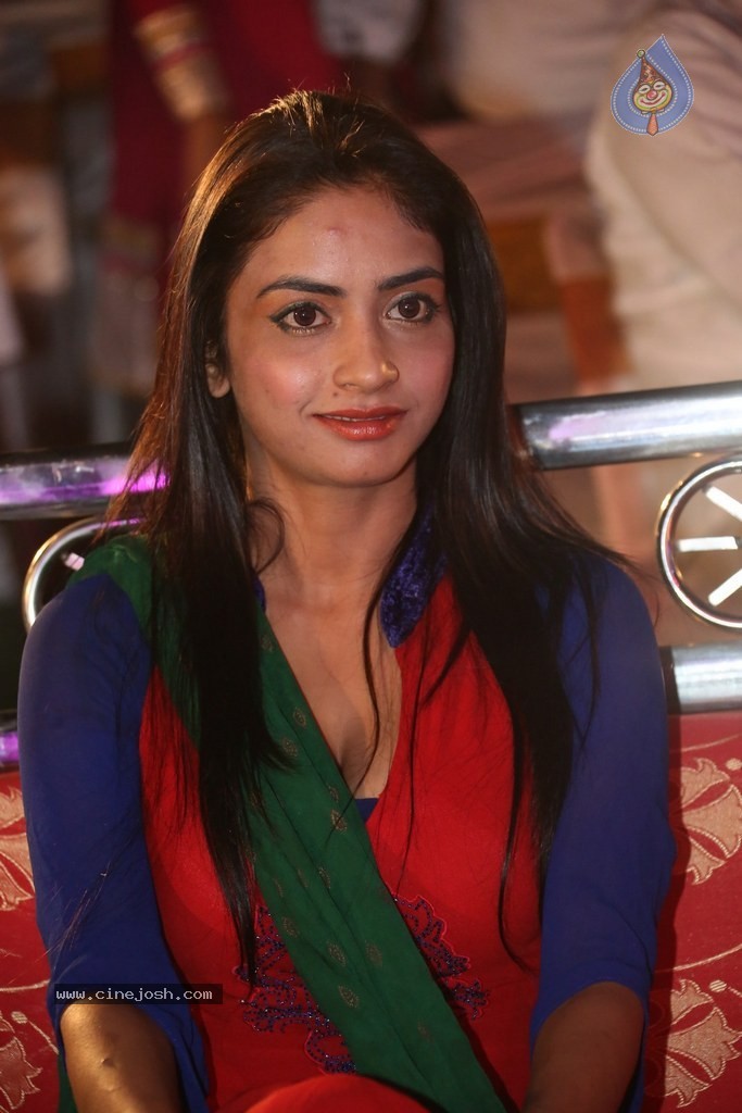 Pooja Sri New Gallery - 4 / 144 photos