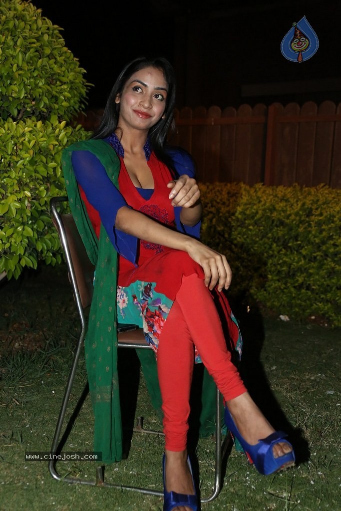 Pooja Sri New Gallery - 18 / 144 photos