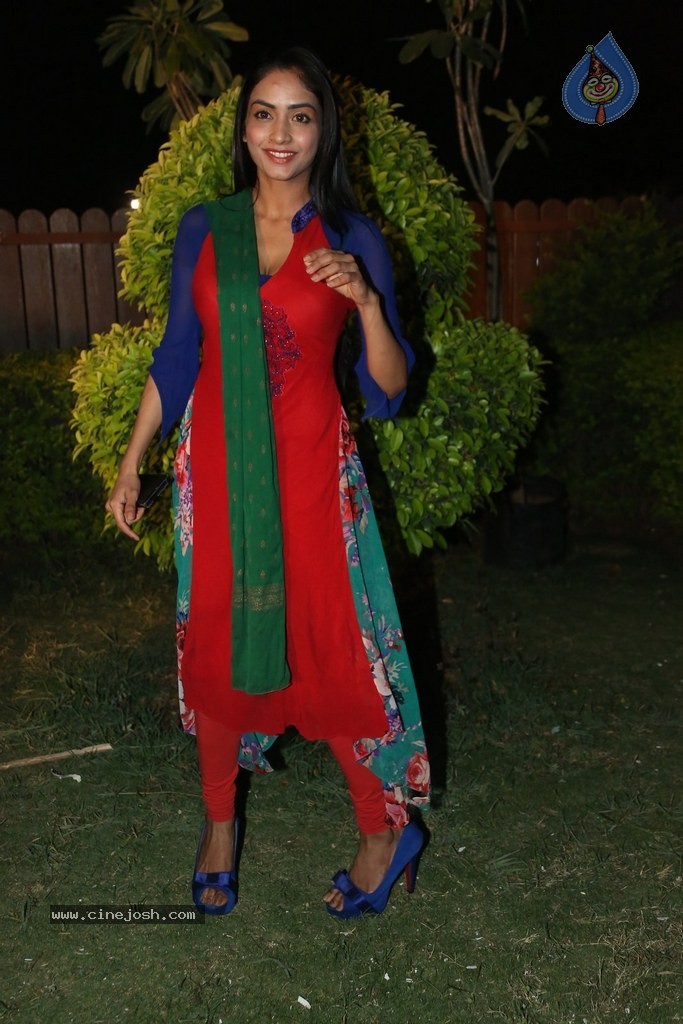 Pooja Sri New Gallery - 79 / 144 photos