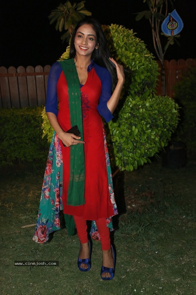 Pooja Sri New Gallery - 115 / 144 photos