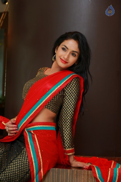 Pooja Sri New Pictures - 4 / 40 photos