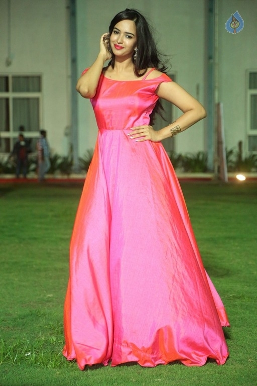 Poojitha Latest Photos - 27 / 36 photos