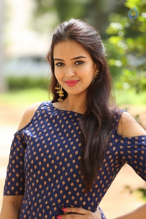 Poojitha Latest Photos - 12 / 40 photos