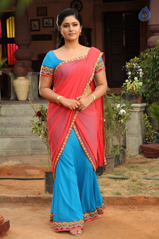 Poonam Bajwa Photos 1 - 29 / 34 photos