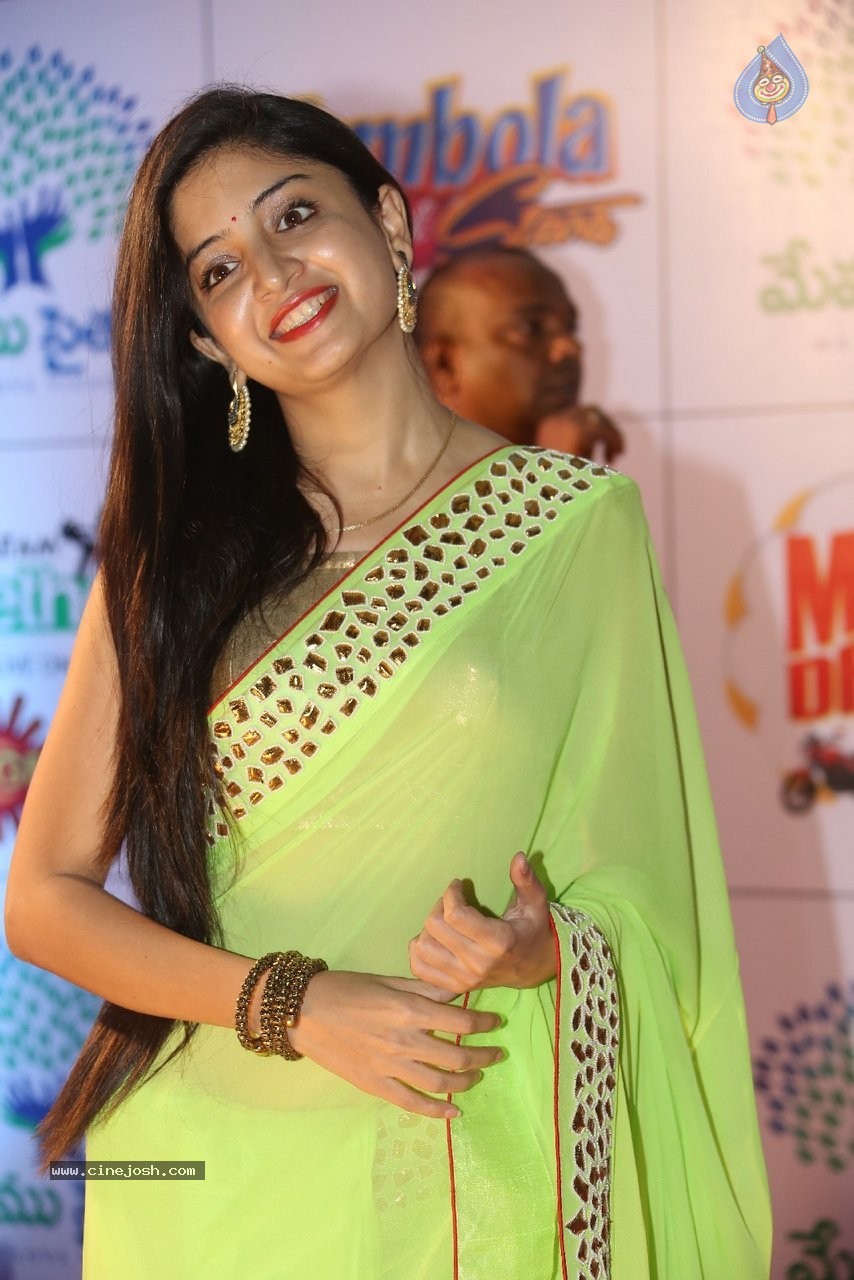 Poonam Kaur New Photos - 2 / 64 photos