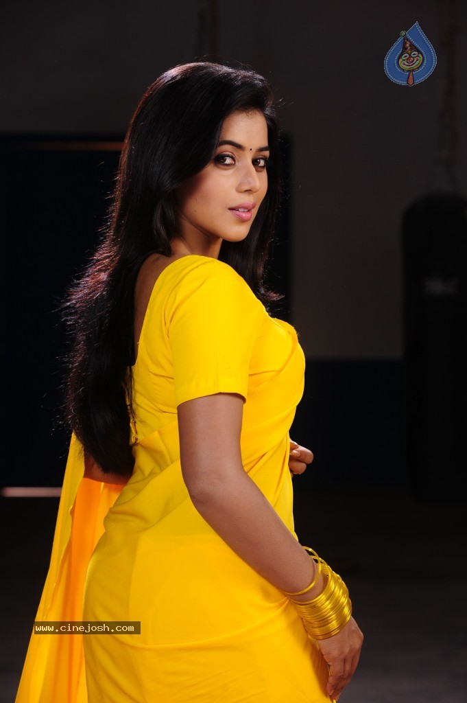 Poorna Hot Gallery - 62 / 71 photos