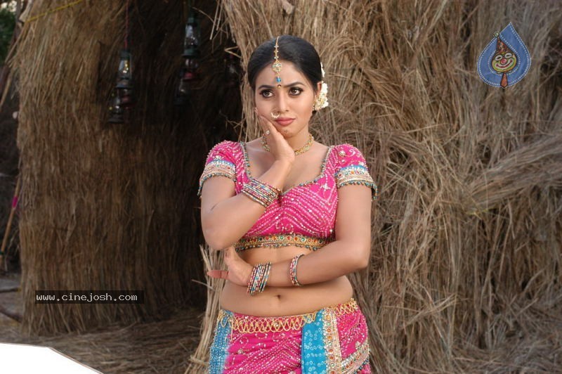 Poorna Latest Gallery - 10 / 73 photos