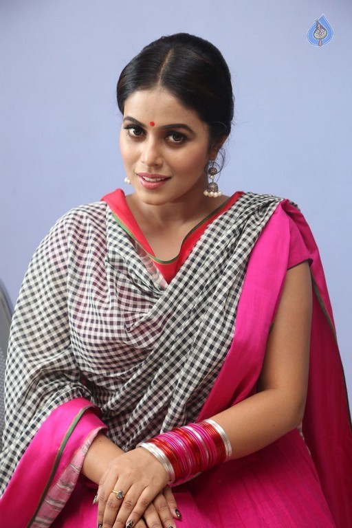 Poorna Latest Stills - 1 / 39 photos