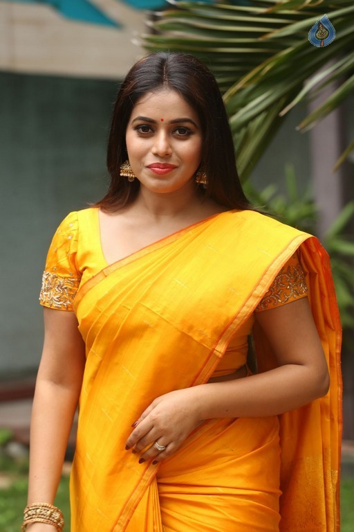 Poorna New Gallery - 19 / 40 photos