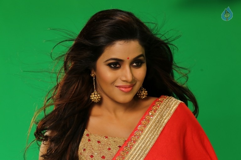 Poorna New Gallery - 28 / 33 photos