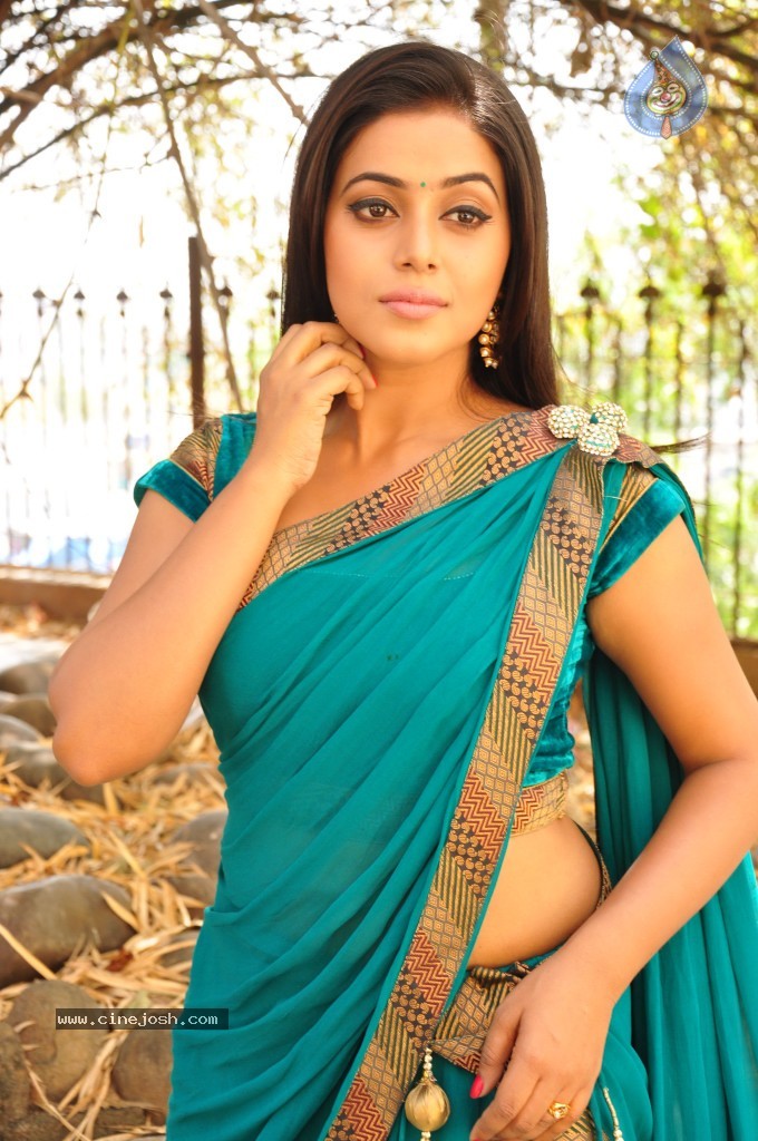 Poorna New Photo Gallery - 49 / 72 photos