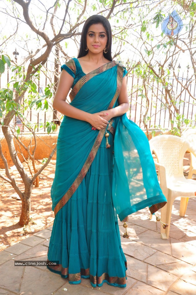 Poorna New Photo Gallery - 62 / 72 photos