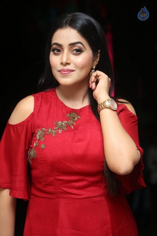 Poorna New Photos - 41 / 41 photos