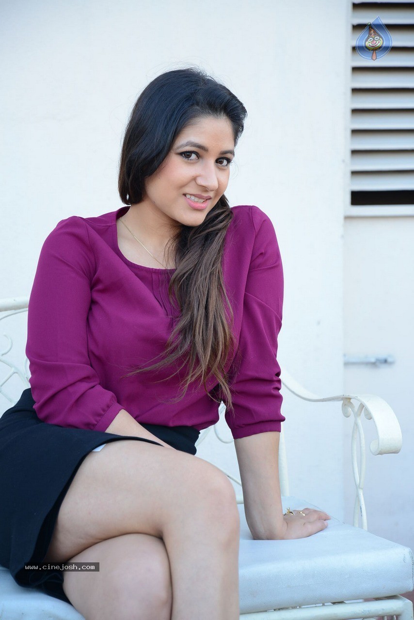 Prabhajeet Kaur New Stills - 23 / 60 photos