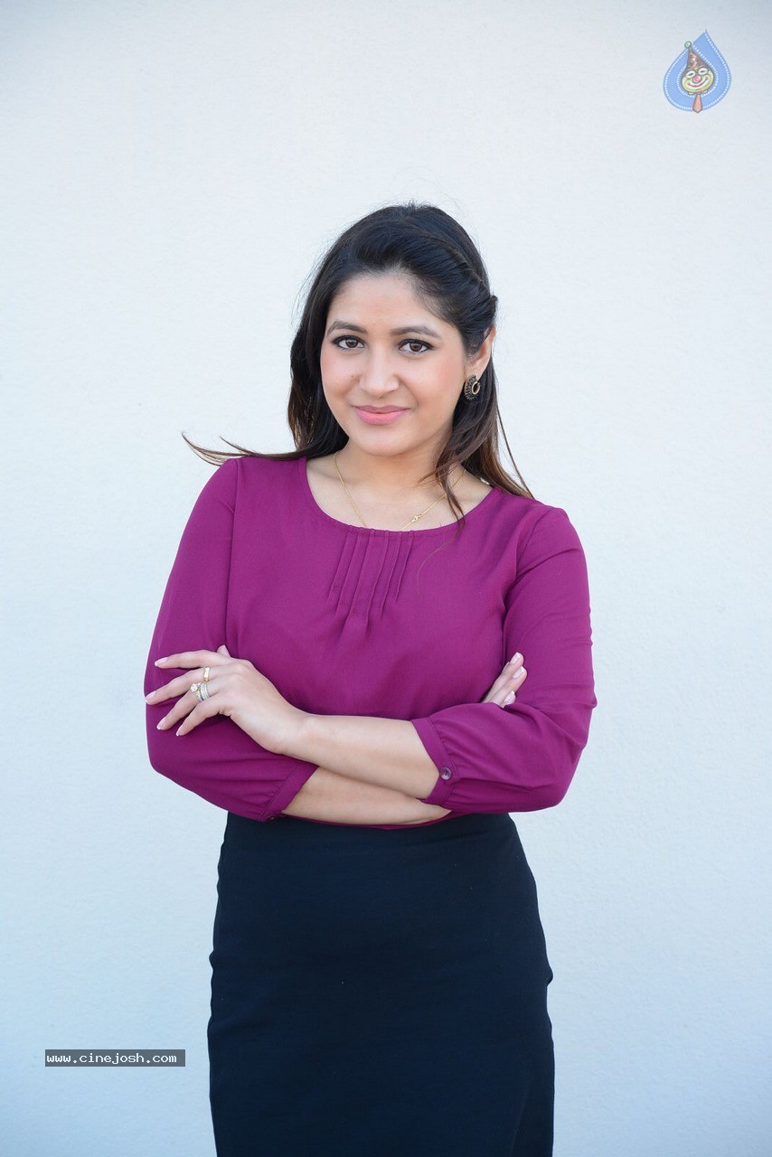 Prabhajeet Kaur New Stills - 42 / 60 photos